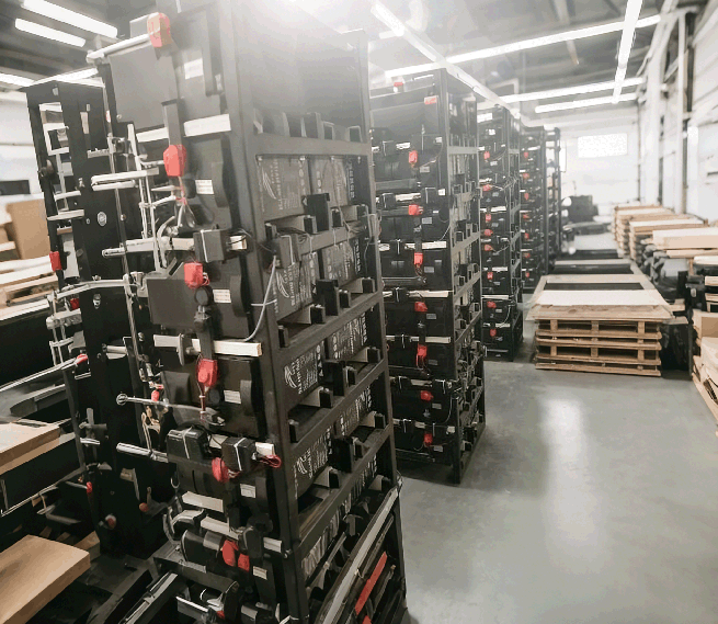 telecom-base-station-batteries-energy-storage-china-battery.gif