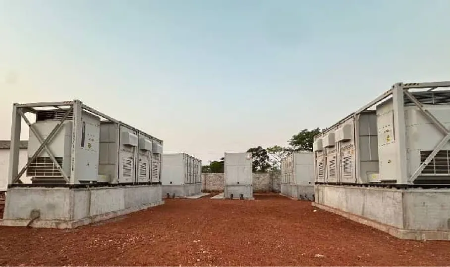 赞比亚4MW + 4MW/7.71MWh储能
